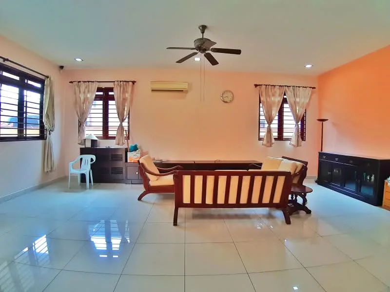 Living features: white painted walls, cream accent wall, glossy tile flooring, 5-blade ceiling fan with light, two-seater wooden sofa, three-seater wooden sofa, coffee table, TV console, curtains on windows, air conditioning unit, wall clock; style: modern.
