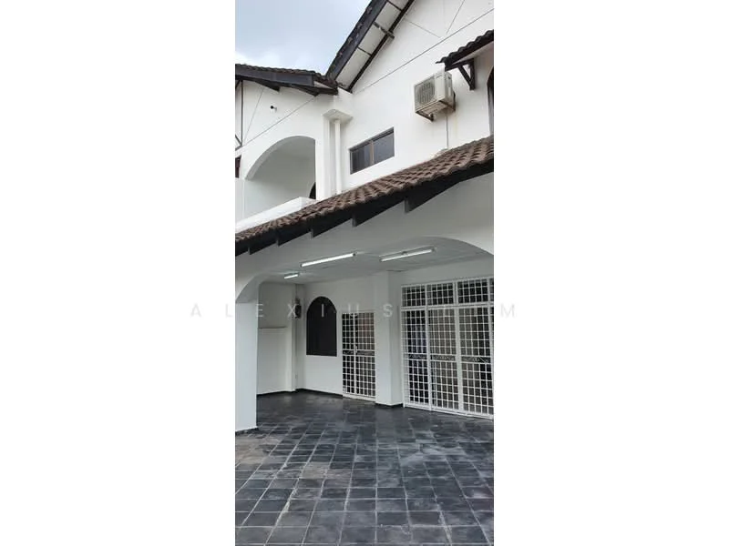 Exterior type: semi-detached house; features: white painted facade, brown tiled roof, arched windows, grilled windows, exposed beams, paved flooring, air conditioning unit, overhang at entrance; style: traditional.