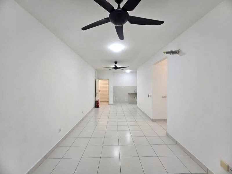 Living features: white painted walls, ceramic tile flooring, 5-blade ceiling fan, recessed downlights, open layout, kitchen area visible, doorway leading to another room, neutral color scheme; style: modern.