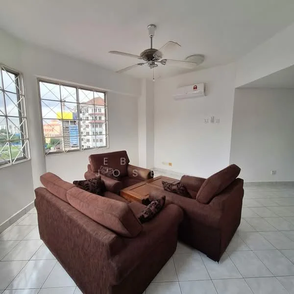 Living features: 2-seater brown fabric sofa, 3-seater brown fabric sofa, wooden coffee table, ceiling fan, wall-mounted air conditioning unit, floor-to-ceiling windows, white painted walls, white tiled flooring; style: modern; view: city.