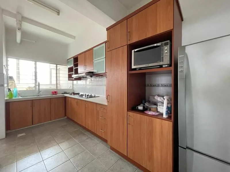 Kitchen features: wood cabinetry in brown finish, white tiled backsplash, stainless-steel gas hob, built-in oven, microwave, stainless-steel fridge, double-basin stainless-steel sink, grey ceramic tile flooring, window with natural light, countertop space, kitchen utensils on countertop; style: modern.