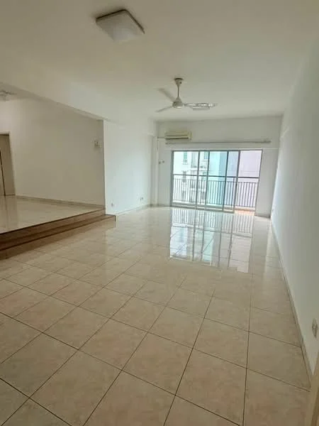 Living features: glossy beige tile flooring, white painted walls, ceiling fan, wall-mounted split AC, floor-to-ceiling sliding glass door, balcony access, recessed ceiling lights, open layout; style: modern.