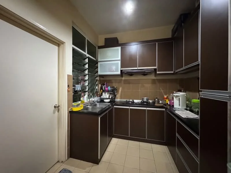 Kitchen features: dark wood cabinetry with silver handles, black countertop, single-bowl stainless-steel sink, chrome pull-down faucet, built-in gas stove, exhaust hood, microwave, toaster, kettle, ceramic tile flooring, cream painted walls, window with horizontal slats, dish rack, various cooking utensils; style: modern.