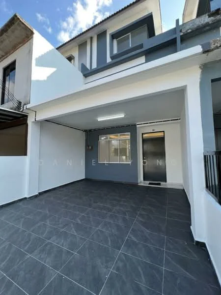 Exterior type: linked terrace house; features: grey painted facade, flat roof, open car porch, sliding glass door, large window, grey tiled flooring, white walls, exposed concrete, interior lighting, surrounded by walls; style: modern.