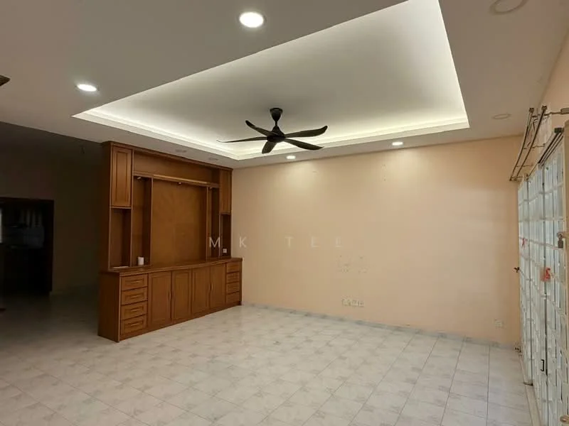 Living features: white painted walls, tile flooring, 5-blade ceiling fan with light, recessed lighting, built-in wooden cabinetry, large windows, neutral color scheme, open layout; style: modern.