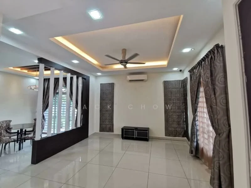 Living features: glossy tile flooring, white painted walls, tray ceiling with recessed lighting, 5-blade ceiling fan, wall-mounted air conditioning unit, large windows with sheer curtains, decorative wall panels, TV console, dining area with 6-seater dining table; style: modern.