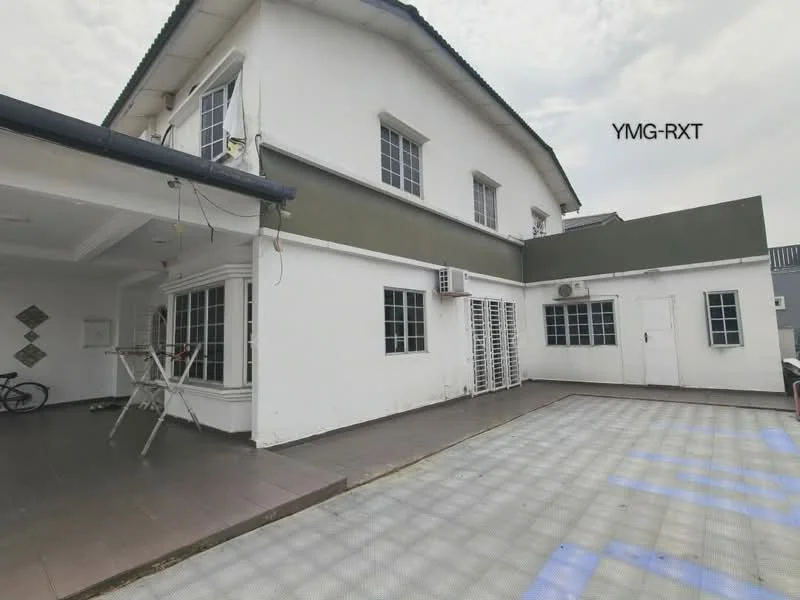 Exterior type: semi-detached house; features: white painted facade, green accent wall, flat roof, 2-storey structure, manicured driveway, windows with white frames, air conditioning units visible, covered porch area, paved parking area; style: modern.