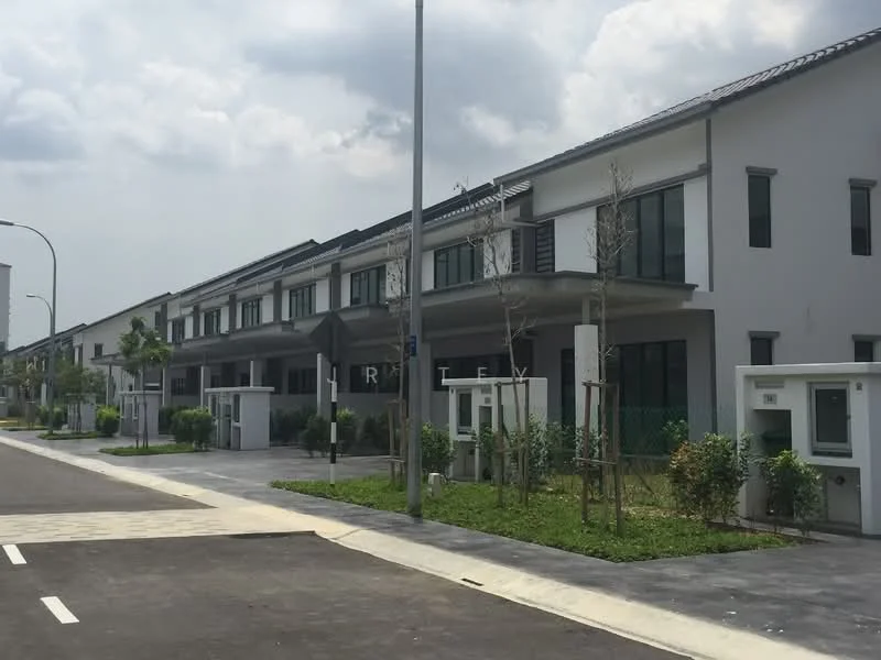 Exterior type: linked terrace house; features: white painted facade, flat roof, 2-storey building, manicured lawn, paved walkway, front garden with shrubs, multiple windows, covered entrance, driveway, street view, surrounded by greenery; style: modern.