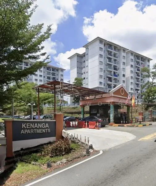 Exterior type: low-rise apartment block; features: white painted facade, balconies with railings, landscaped garden area, manicured lawn, entrance gate with signage, covered entrance canopy, parking area, surrounded by trees, asphalt driveway; style: modern.