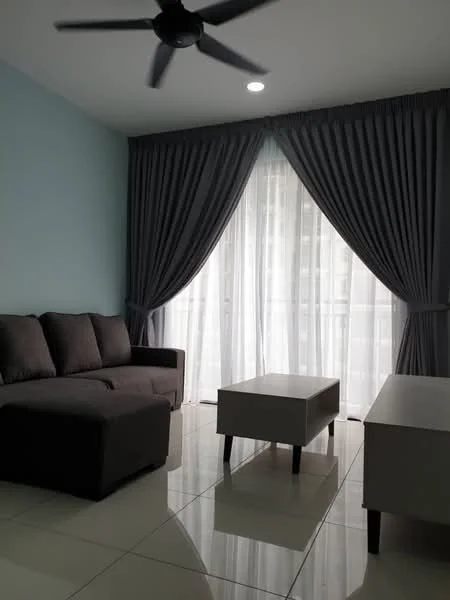 Living features: 3-seater fabric sofa in dark grey, coffee table with light wood finish, floor-to-ceiling windows, sheer curtains, dark grey curtains, recessed downlights, glossy tile flooring, ceiling fan; style: modern.