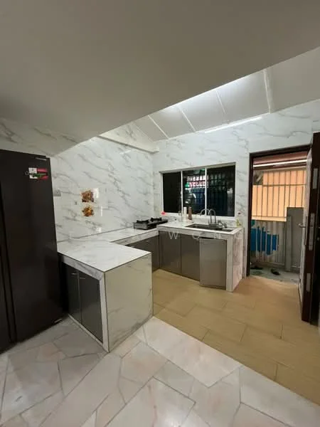Kitchen features: marble countertop, stainless-steel sink, chrome pull-down faucet, built-in gas hob, stainless-steel range hood, white cabinets, grey cabinets, tile backsplash, refrigerator, window with view to outdoor area, marble flooring, ceiling with recessed lighting; style: modern.