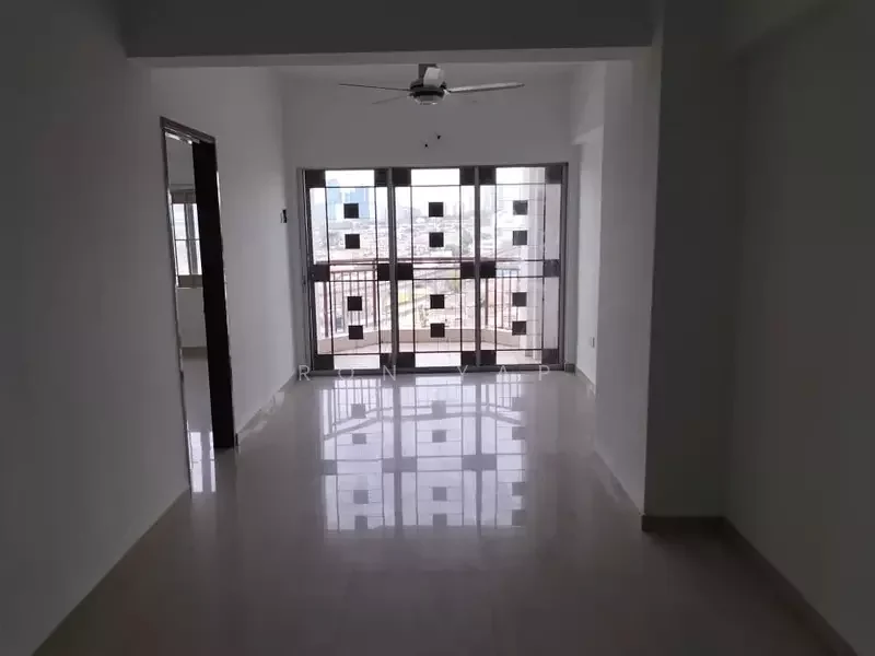 Living features: white painted walls, polished marble flooring, 5-blade ceiling fan, floor-to-ceiling windows, sliding glass door, natural light from windows, open layout, view of city skyline; style: modern; view: city.