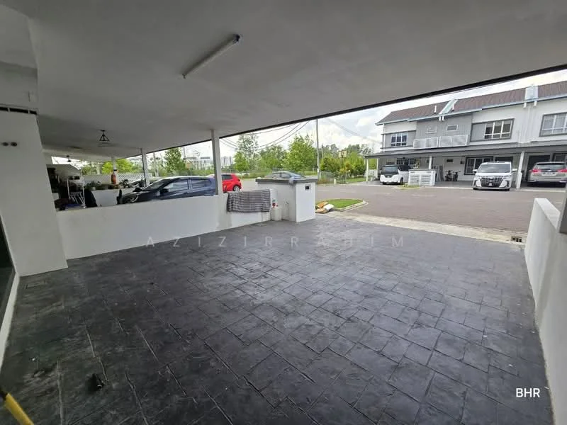 Exterior type: linked terrace house; features: covered car porch, stamped concrete flooring, white painted walls, outdoor lighting fixtures, open space, driveway, surrounded by greenery, adjacent to residential area; style: modern.
