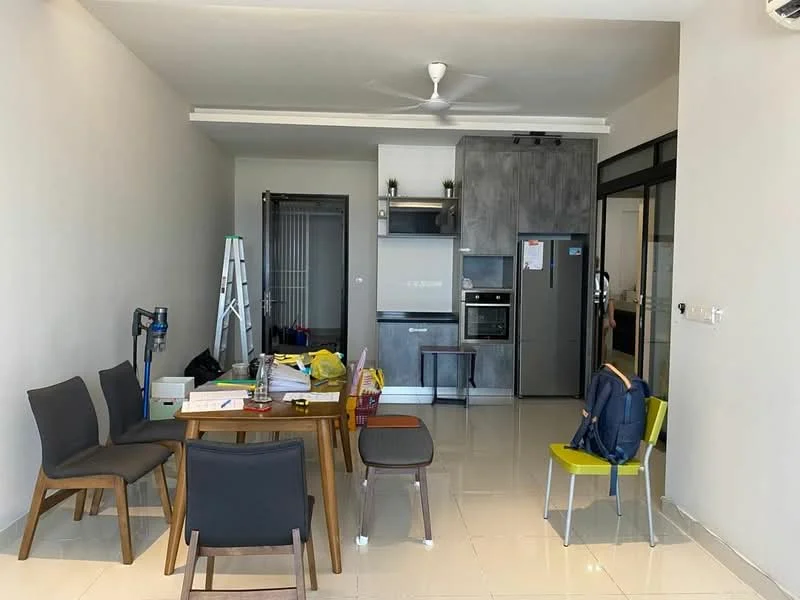Living features: white painted walls, polished ceramic tile flooring, 5-blade ceiling fan with light, dining table with 4 chairs, vacuum cleaner, kitchen cabinetry in grey, built-in oven, stainless-steel fridge, open shelving, sliding glass door, window with view, decorative ladder, area rug; style: modern.