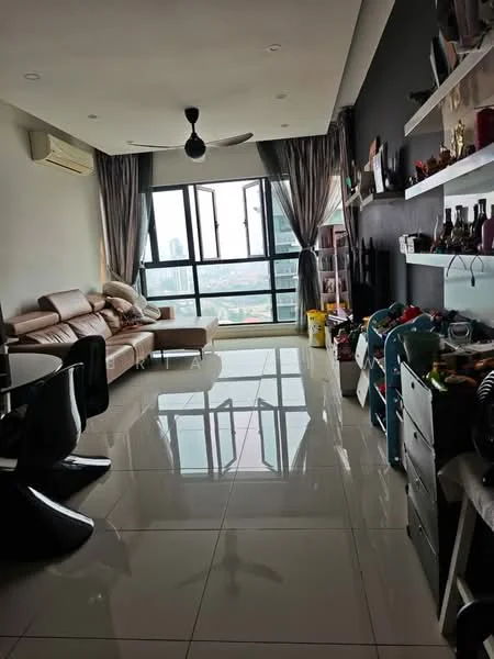 Living features: 3-seater leather sofa in beige, floor-to-ceiling windows, black ceiling fan, white walls, grey accent wall, glossy tile flooring, decorative shelves with various items, TV console, area rug, curtains, decorative items on shelves; style: modern; view: city.