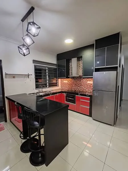 Kitchen features: black granite countertop, red and black cabinetry, stainless-steel fridge, built-in oven, 4-burner gas hob, black bar stools, pendant lighting with geometric design, mosaic tile backsplash, double-bowl stainless-steel sink, window with blinds, white tiled flooring, recessed ceiling light; style: modern.