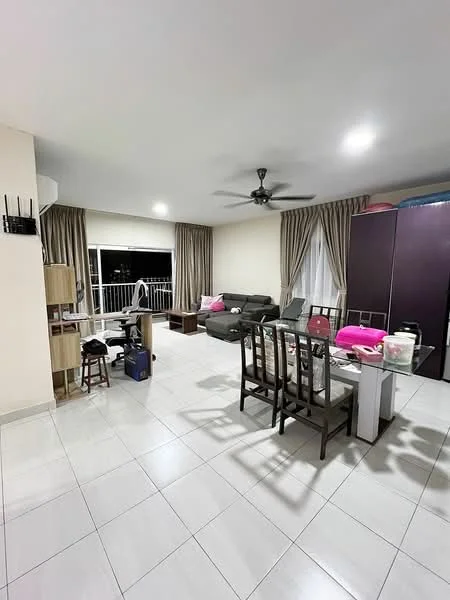 Living features: 3-seater fabric sofa in grey, ceiling fan, floor-to-ceiling windows, curtains, tile flooring, coffee table, TV console, wall-mounted TV, area rug, decorative items on shelves, dining table with chairs, open layout, natural light; style: modern.