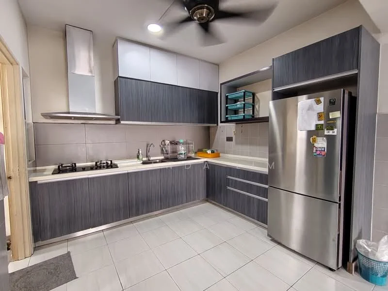 Kitchen features: grey cabinetry with flat-panel doors, white countertop, stainless-steel sink, chrome pull-down faucet, 4-burner gas hob, built-in oven, stainless-steel fridge, wall-mounted range hood, tile backsplash, white tiled flooring, recessed downlights, ceiling fan; style: modern.