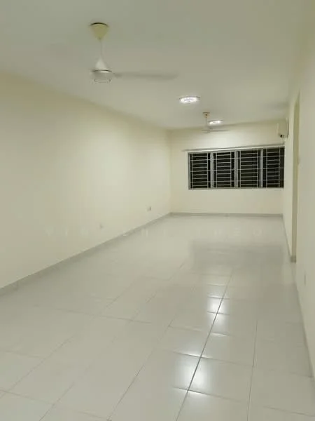 Room features: white painted walls, glossy ceramic tile flooring, ceiling fan, recessed downlights, large windows with horizontal grilles, neutral color scheme; style: modern.