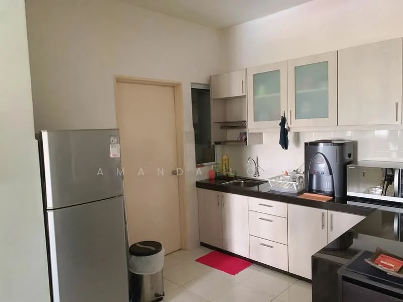 Kitchen features: stainless-steel fridge, single-bowl stainless-steel sink, chrome pull-down faucet, black granite countertop, white shaker cabinets, built-in microwave, freestanding range oven, ceramic tile flooring, wall-mounted shelving, trash bin, red kitchen mat; style: modern.