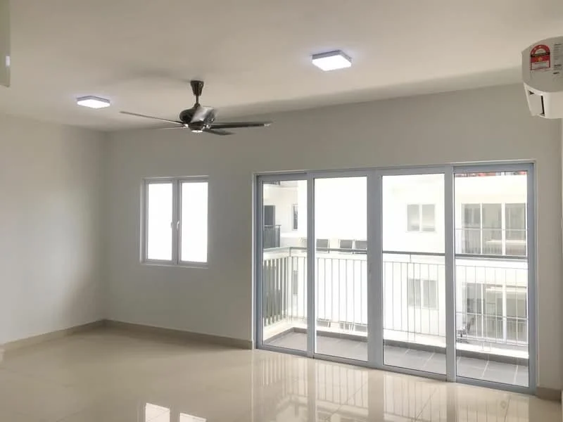 Living features: white painted walls, polished ceramic tile flooring, 5-blade ceiling fan with light, recessed LED downlights, floor-to-ceiling sliding glass door, window with white frame, air conditioning unit, balcony view; style: modern.