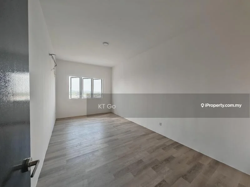 Room features: white painted walls, laminate flooring, 3 windows, ceiling light, no visible furniture, neutral color scheme; style: modern; view: city.