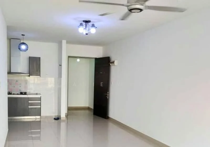 Living features: white painted walls, polished ceramic tile flooring, 5-blade ceiling fan with light, recessed downlights, pendant light, kitchenette with grey cabinetry, stainless-steel gas hob, kitchen backsplash, door leading to hallway; style: modern.