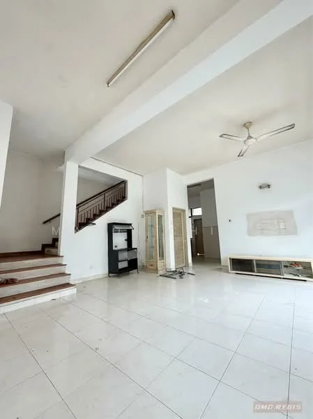 Living features: white painted walls, white tiled flooring, 5-blade ceiling fan, staircase with wooden railing, built-in cabinet, open layout, large windows, natural light; style: modern.