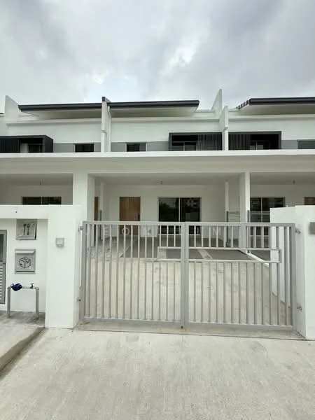Exterior type: linked terrace house; features: white painted facade, flat roof, two-storey building, metal gate, concrete driveway, covered porch area, large windows, balconies on upper floor, minimalist design, surrounded by concrete wall; style: modern.