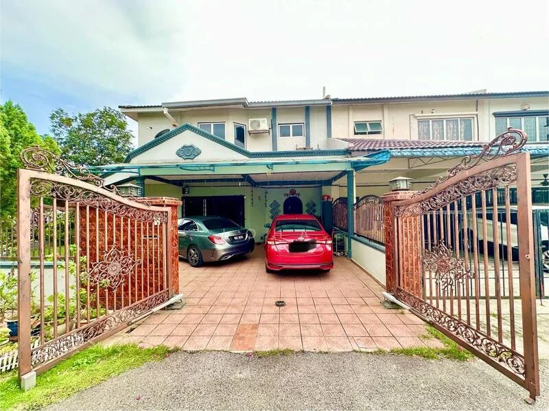 Exterior type: linked terrace house; features: brick facade, covered car porch, two-car parking space, ornate wrought iron gates, tiled driveway, manicured garden, front porch with decorative columns, sliding glass door, window grilles, roof overhang, mature trees in vicinity; style: modern.
