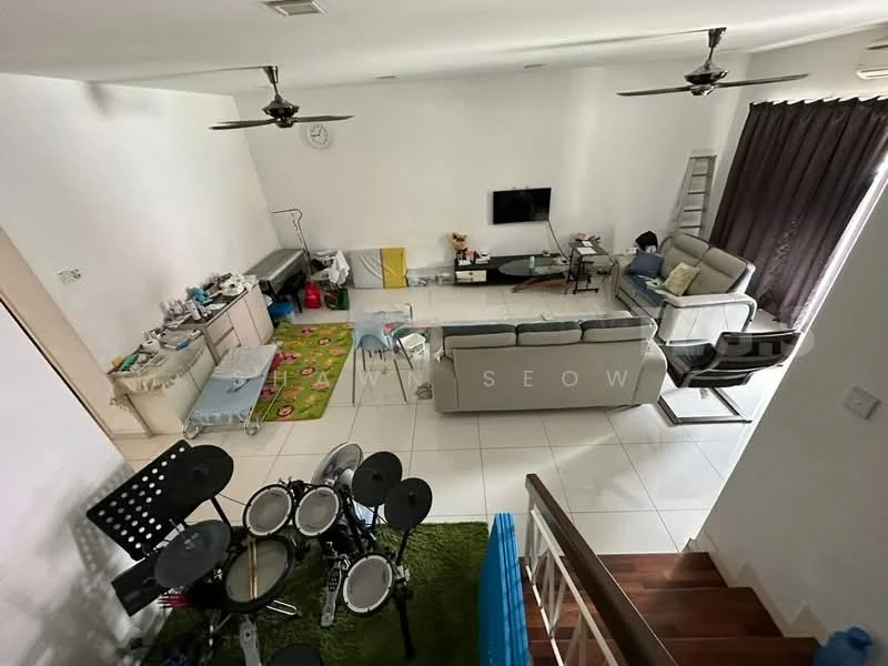 Living features: white painted walls, ceramic tile flooring, 5-blade ceiling fan with light, 2-seater fabric sofa in grey, 3-seater fabric sofa in beige, coffee table, wall-mounted TV, entertainment unit, area rug with geometric pattern, blackout curtains, decorative ladder shelf, drum set, green carpet, clock on wall; style: modern.
