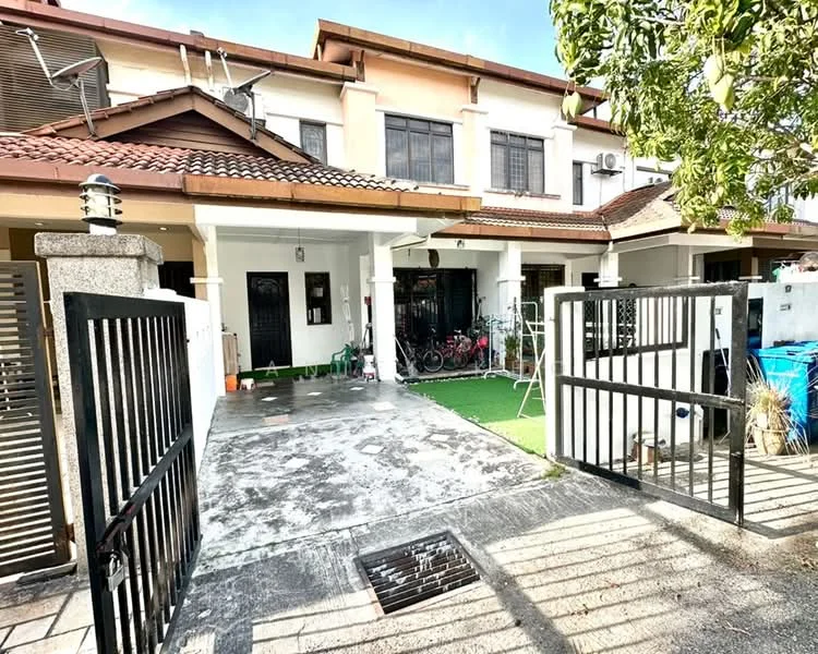 Exterior type: linked terrace house; features: gated entrance, paved driveway, manicured lawn, front porch, terracotta roof tiles, white painted facade, black metal gate, outdoor storage area, bicycle storage, air conditioning units on facade, green grass area; style: modern.