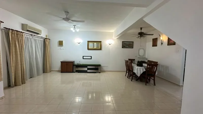 Living features: white painted walls, cream tiled flooring, 5-blade ceiling fan, recessed downlights, wall-mounted TV, wooden TV console, dining table with 4 chairs, curtains, decorative wall art, corner mirror, air conditioning unit; style: modern.