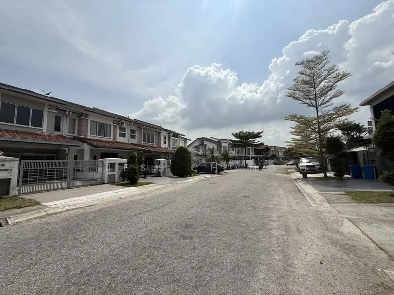Exterior type: linked terrace house; features: two-storey linked terrace houses, driveways with interlocking pavers, manicured lawns, mature trees, street view with clear sky, sidewalks, visible parked cars; style: modern.