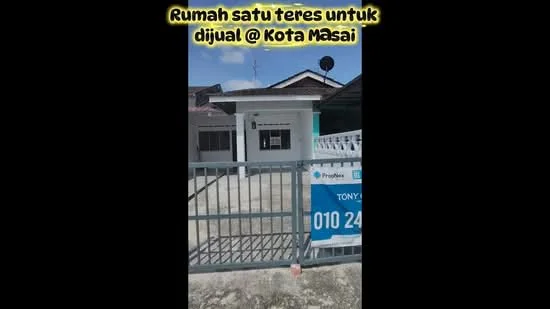 Exterior type: linked terrace house; features: white painted facade, single-storey, metal gate, concrete driveway, manicured lawn, front porch, window grilles, visible house number, for sale sign, surrounded by residential area; style: modern.