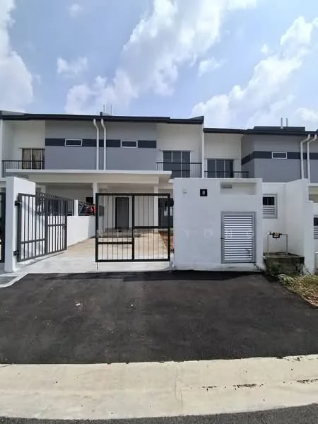 Exterior type: linked terrace house; features: two-storey building, white painted facade, grey accent wall, gated entrance, car porch, sliding gate, front yard, asphalt driveway, windows with grills, balcony on upper floor; style: modern.