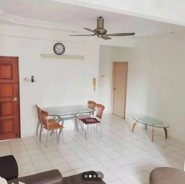 Living features: white painted walls, white ceiling, 5-blade ceiling fan with light, clock on wall, glass coffee table, round dining table with four chairs, tile flooring, wooden door, light-colored door frame, wall-mounted telephone; style: modern.