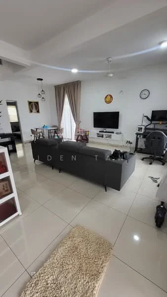 Living features: grey fabric sofa, white walls, white ceiling, recessed downlights, wall-mounted TV, TV console, decorative wall clock, curtains, ceramic tile flooring, area rug, study desk, office chair, dining table with chairs; style: modern.