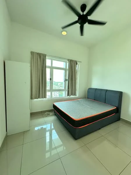 Bedroom features: queen-size bed with grey upholstery, white painted walls, glossy tile flooring, 5-blade ceiling fan, floor-to-ceiling window, curtains, built-in wardrobe, electric socket; style: modern; view: city.
