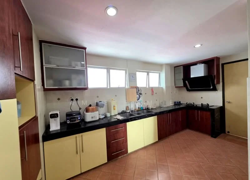 Kitchen features: brown wooden cabinetry, yellow lower cabinets, black granite countertop, stainless-steel sink, chrome pull-down faucet, 4-burner gas hob, built-in range hood, tile backsplash, ceramic tile flooring, 3 windows for natural light, kitchen appliances including blender and coffee machine, open shelving, wall-mounted cabinets, light fixtures; style: modern.