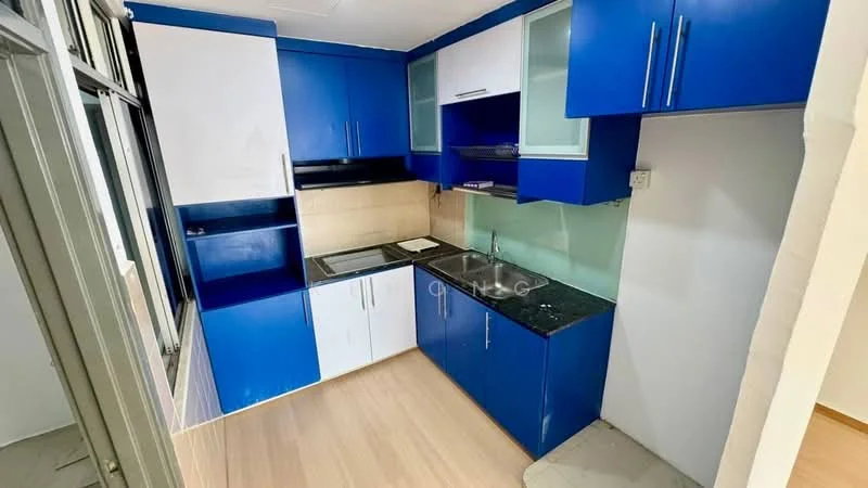 Kitchen features: blue cabinetry, white cabinetry, black granite countertop, stainless-steel sink, chrome pull-down faucet, built-in stove, glass backsplash, laminate flooring, floor-to-ceiling windows; style: modern.