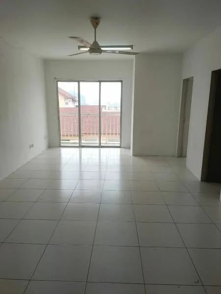 Room features: white painted walls, white ceiling, floor-to-ceiling sliding glass door, ceramic tile flooring, 5-blade ceiling fan, natural light from windows, balcony view, open layout; style: minimalist; view: city.