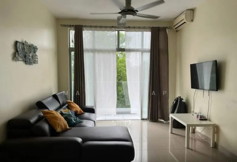 Living features: 3-seater leather sofa in dark brown, decorative cushions in various colors, floor-to-ceiling windows, sheer curtains, wall-mounted TV, white TV console, ceiling fan with light, light-colored walls, glossy tile flooring, air conditioning unit; style: modern; view: garden.
