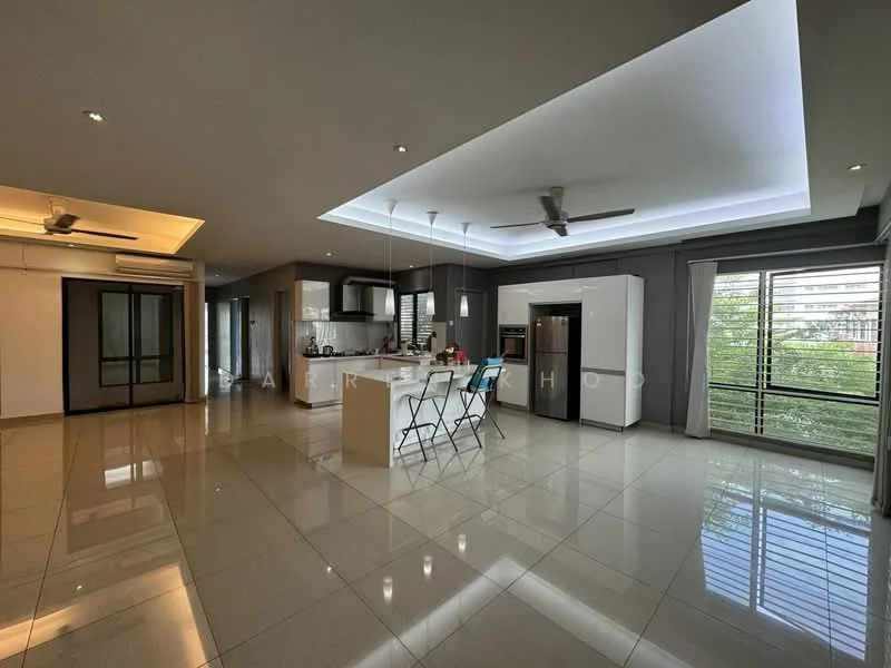 Living features: glossy beige tile flooring, recessed downlights, 5-blade ceiling fan with light, large windows with sheer curtains, open-plan layout connecting to kitchen, sliding glass door, neutral wall color, decorative ceiling with cove lighting; style: modern; view: garden. Kitchen features: white cabinetry, stainless-steel fridge, built-in oven, 4-burner gas hob, kitchen island with seating, quartz countertop, double-bowl stainless-steel sink, chrome pull-down faucet; style: modern.