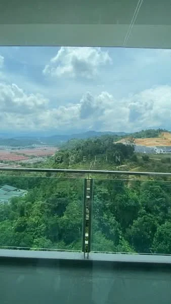 Room view: mountain.