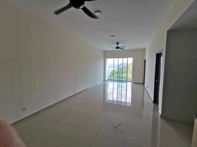 Living features: white painted walls, glossy ceramic tile flooring, 2 ceiling fans, floor-to-ceiling windows, natural light, view of greenery, recessed lighting, smooth ceiling; style: modern; view: garden.