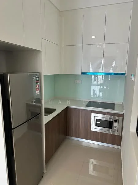 Kitchen features: white high-gloss cabinetry, brown wooden lower cabinets, light green glass backsplash, stainless-steel single-bowl sink, chrome pull-down faucet, built-in microwave, freestanding stainless-steel fridge, white countertop, ceramic tile flooring, recessed downlights; style: modern.