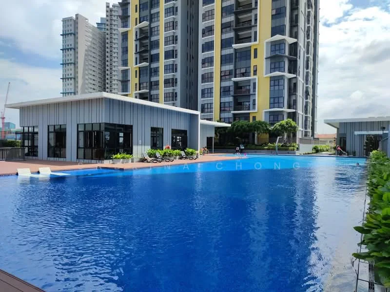 Exterior type: high-rise condominium; features: infinity pool, pool deck with loungers, landscaped garden, modern clubhouse, glass facade, surrounded by high-rise buildings, manicured greenery; style: modern.