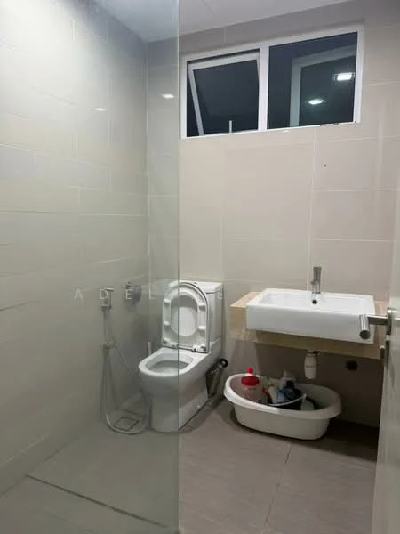 Bathroom features: white tiled walls, grey tiled flooring, glass shower enclosure, single-sink vanity with wood cabinet, chrome basin mixer faucet, one-piece toilet, handheld shower, toilet paper holder, storage basket with toiletries; style: modern.