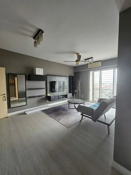 Living features: grey painted walls, laminate flooring, 5-blade ceiling fan with light, wall-mounted TV, TV console, sofa with wooden legs, coffee table, area rug with geometric pattern, floor-to-ceiling windows, curtains, decorative mirror, open shelving unit; style: modern; view: city.